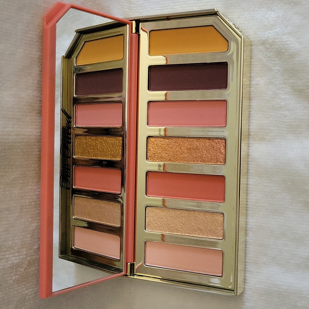 Too Faced papaya pop eye palette
